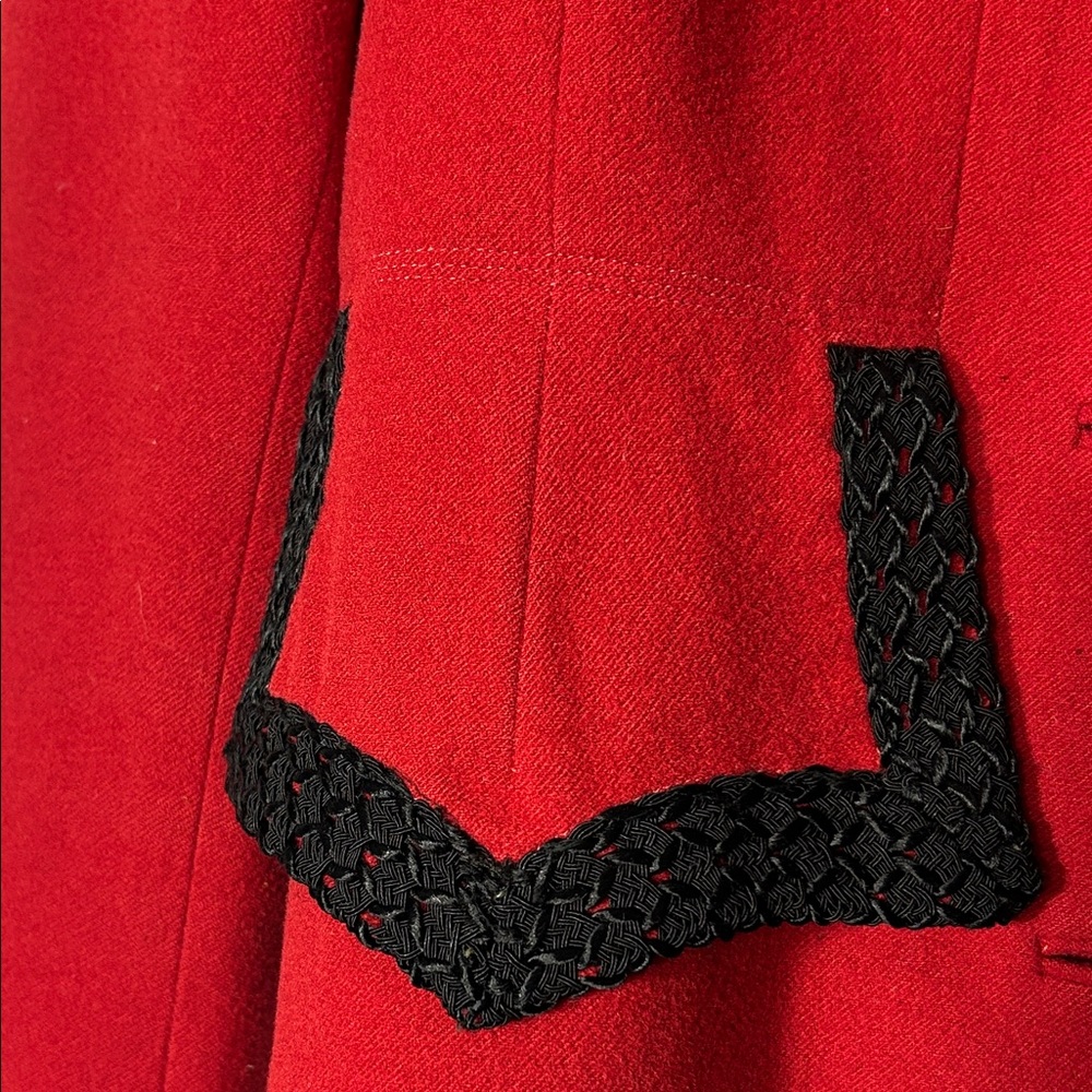 Source Unknown Scarlet Blazer with Ebony Accents - Picture 5 of 9